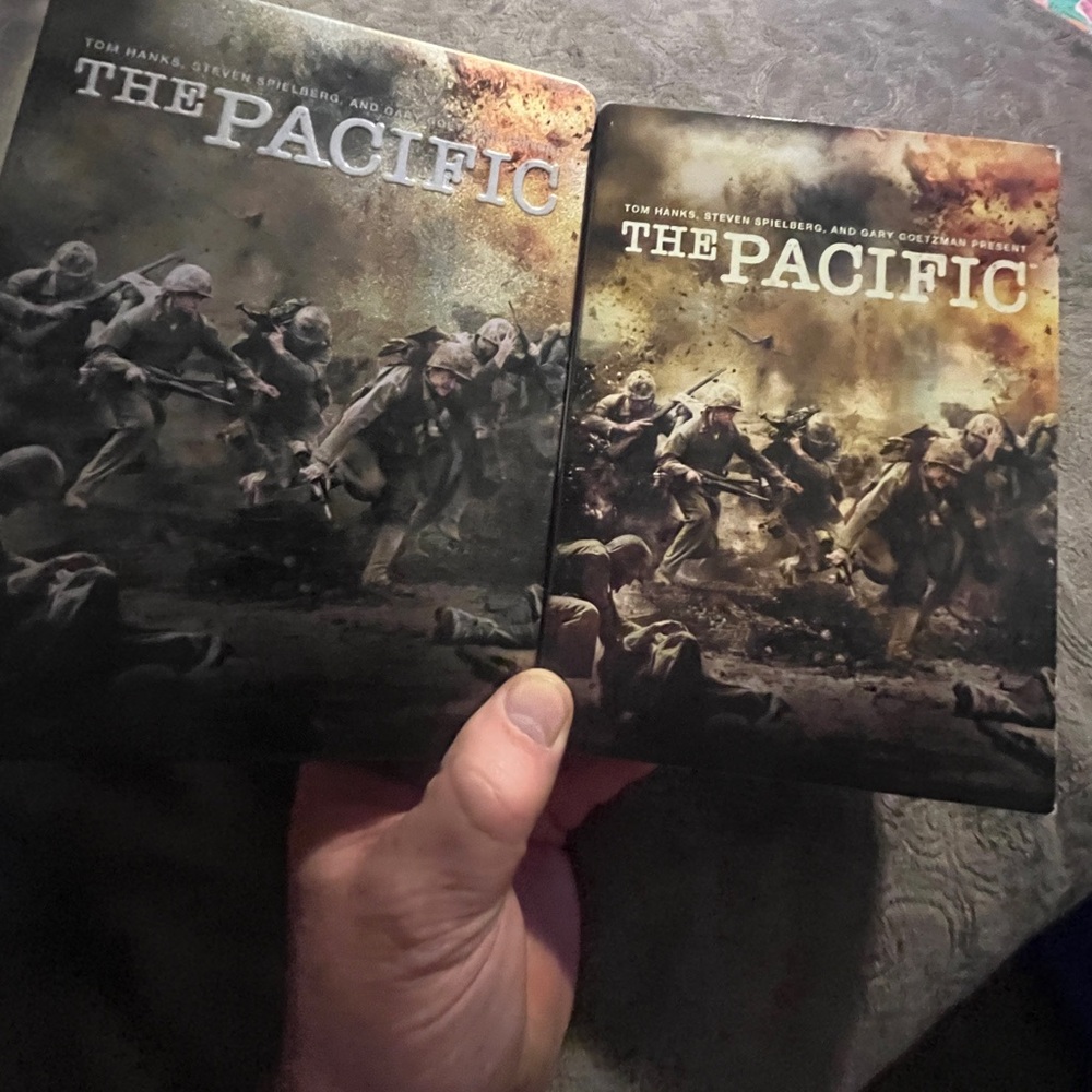 The Pacific 6 Disc Part Ten + Special Feature DVD + Metal Tin